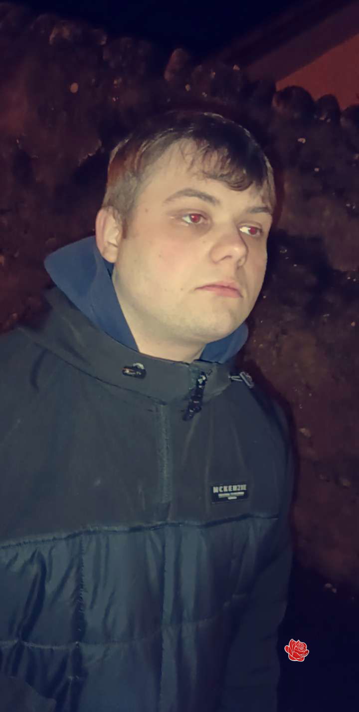 Hayden Bray – profile image