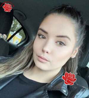 Laura Hall – profile image