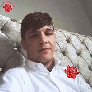 Simon Wallace – profile image