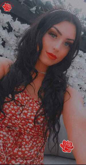 Chloe Hill – profile image