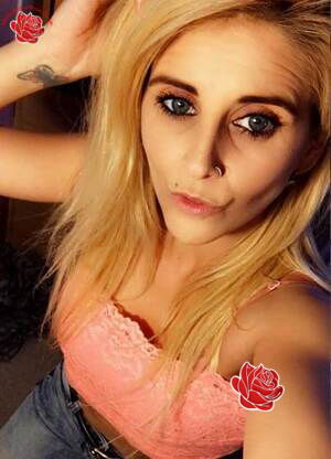 Laura Webb – profile image