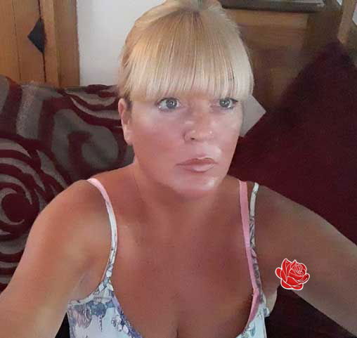 Emma Lewis – profile image