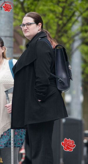Laura Nixon – profile image