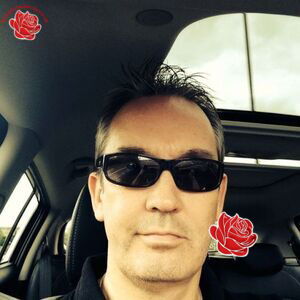 Simon Perry – profile image