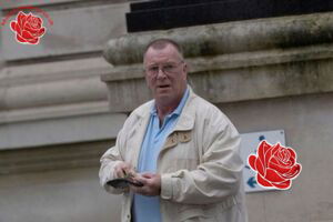 Raymond Newell – profile image