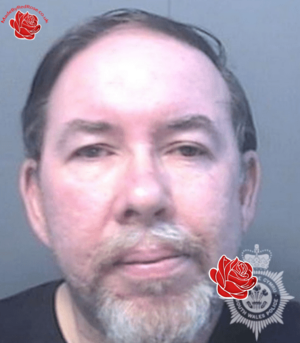 Simon Dove – profile image