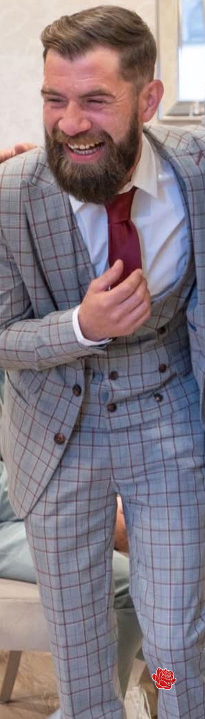 Dean McDermott additional image