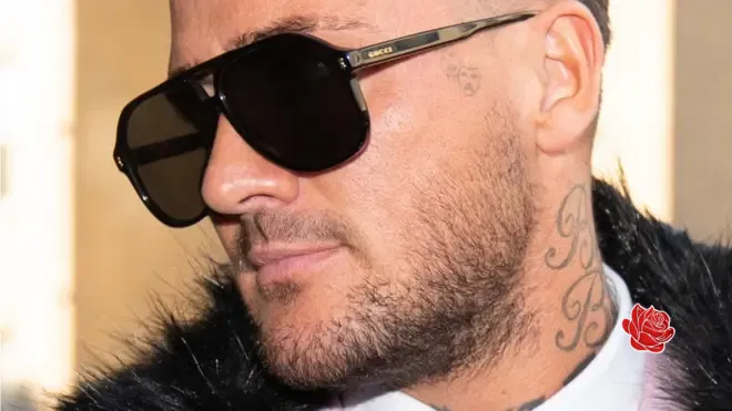 Stephen Bear additional image