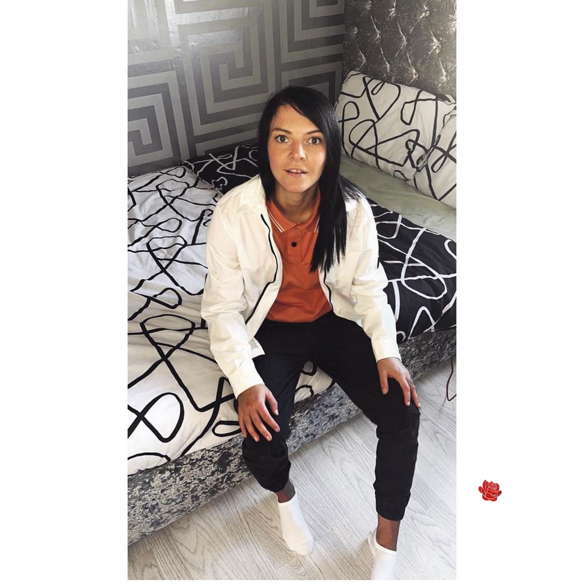 Paige Leslie additional image